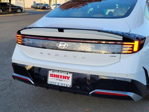 2026 Hyundai SONATA Hybrid Limited