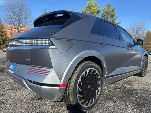 2024 Hyundai IONIQ 5 Limited