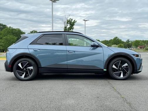 2025 Hyundai IONIQ 5 SEL