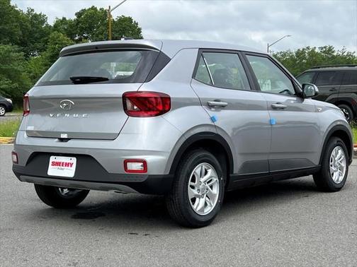 2025 Hyundai VENUE SE