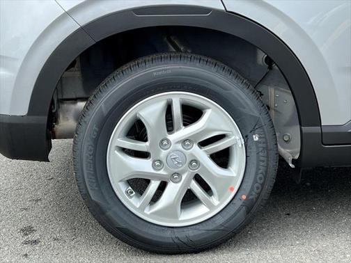 2025 Hyundai VENUE SE