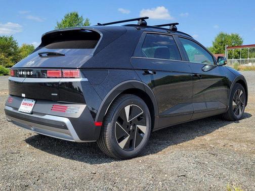 2025 Hyundai IONIQ 5 SEL