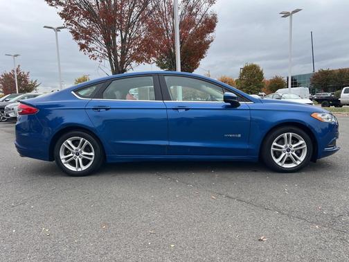 2018 Ford Fusion Hybrid SE