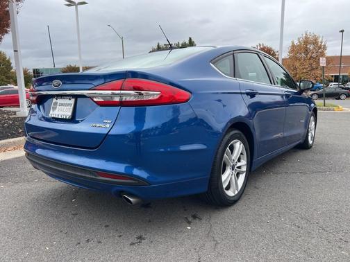 2018 Ford Fusion Hybrid SE