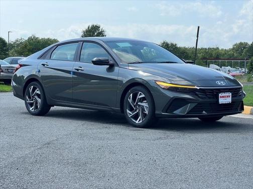 2025 Hyundai ELANTRA Sport