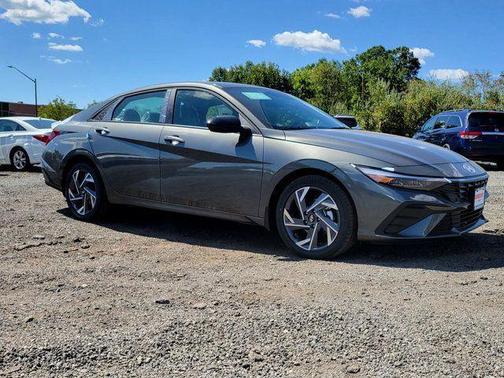 2025 Hyundai ELANTRA Sport