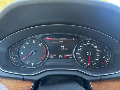 Glacier White 2021 Audi Q5 45 Premium