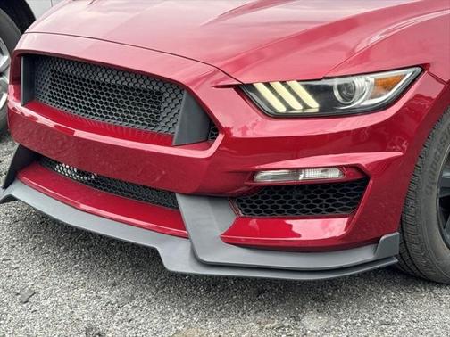 2015 Ford Mustang V6