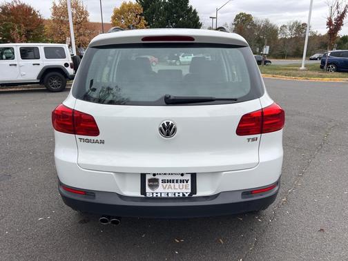 2016 Volkswagen Tiguan S