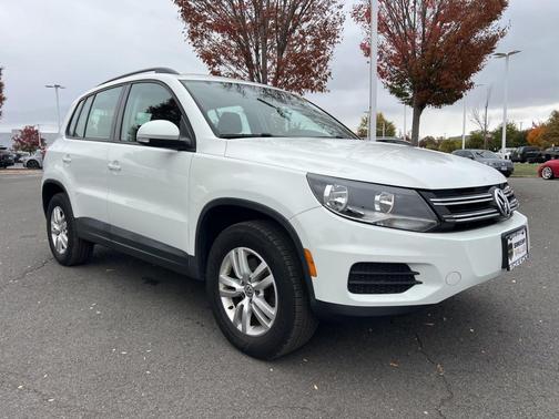 2016 Volkswagen Tiguan S