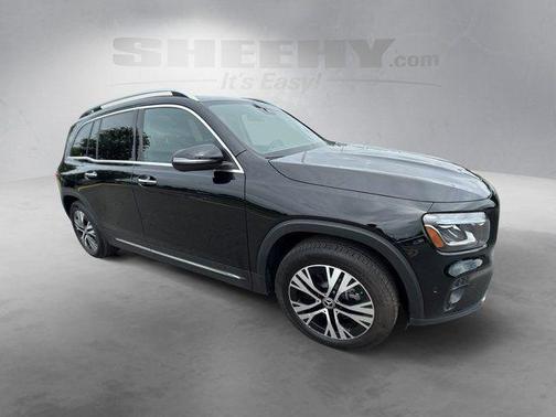 Black 2024 Mercedes-Benz GLB 250 4MATIC