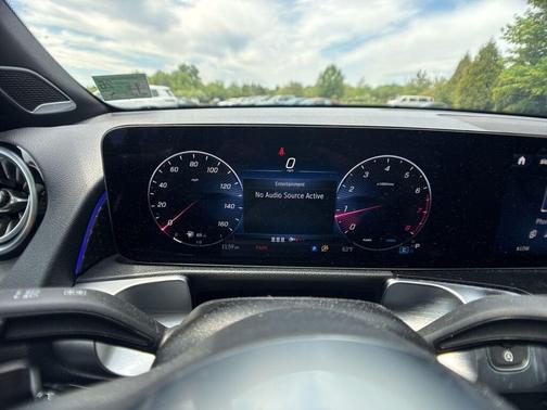 Black 2024 Mercedes-Benz GLB 250 4MATIC