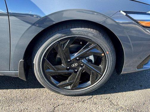 2026 Hyundai ELANTRA Sport