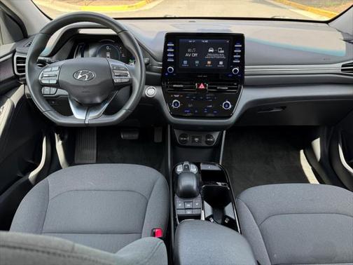 2020 Hyundai IONIQ EV SE