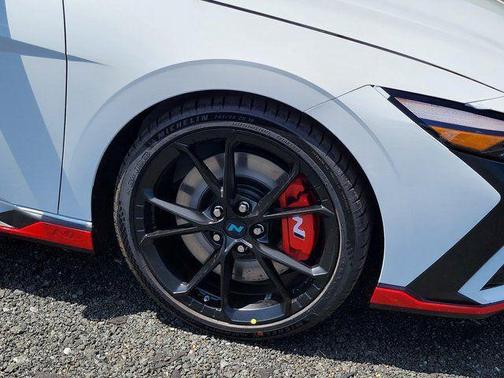 Atlas White 2026 Hyundai ELANTRA N Base