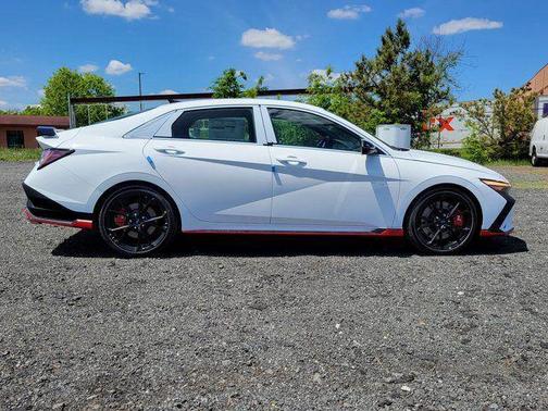 Atlas White 2026 Hyundai ELANTRA N Base