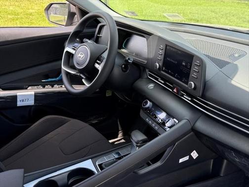 2025 Hyundai ELANTRA HEV Blue