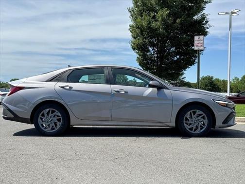 2025 Hyundai ELANTRA HEV Blue