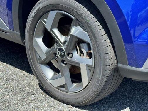 2022 Hyundai VENUE Limited