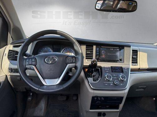 Shoreline Mist 2015 Toyota Sienna XLE