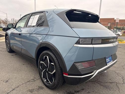 2024 Hyundai IONIQ 5 SEL