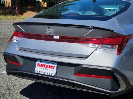 2025 Hyundai ELANTRA Sport