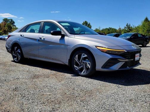 2025 Hyundai ELANTRA Sport