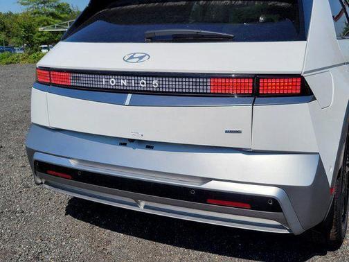 Atlas White 2026 Hyundai IONIQ 5 Limited