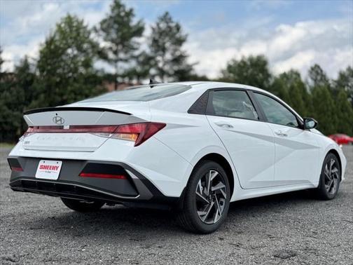 2025 Hyundai ELANTRA Sport