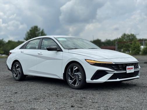 2025 Hyundai ELANTRA Sport
