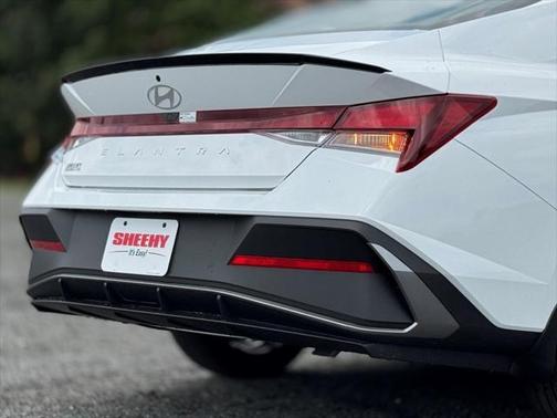 2025 Hyundai ELANTRA Sport
