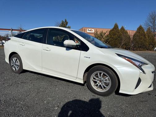 2017 Toyota Prius Four
