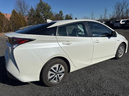 2017 Toyota Prius Four