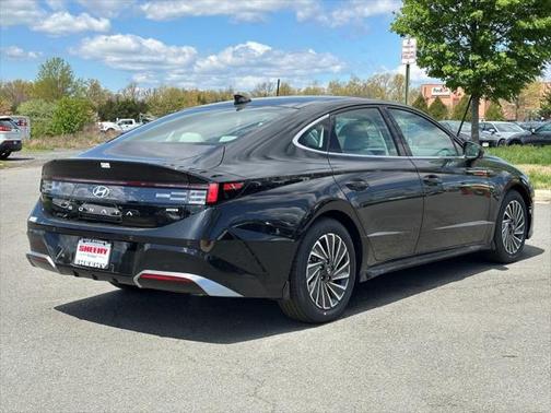 2025 Hyundai SONATA Hybrid Limited