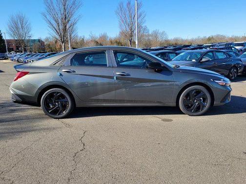 2026 Hyundai ELANTRA HEV SEL Sport