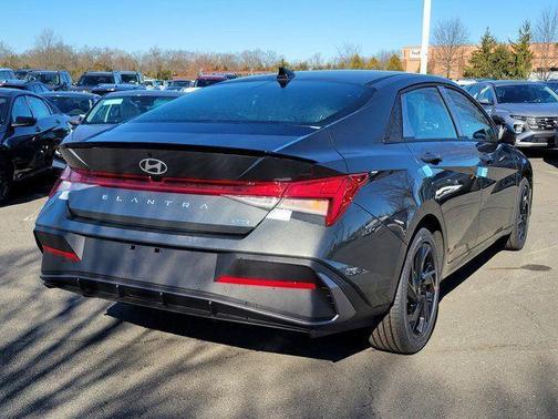 2026 Hyundai ELANTRA HEV SEL Sport