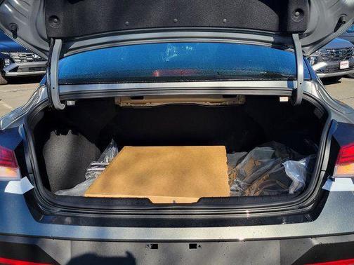 2026 Hyundai ELANTRA HEV SEL Sport