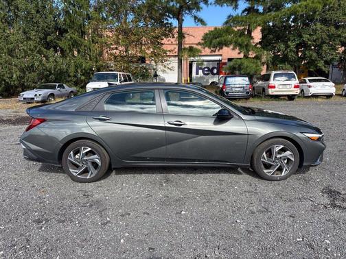 Amazon Gray 2025 Hyundai ELANTRA Sport