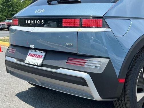 2025 Hyundai IONIQ 5 SEL