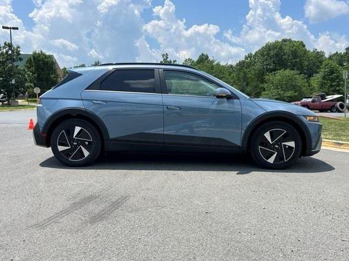 2025 Hyundai IONIQ 5 SEL