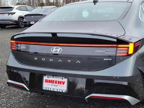 2026 Hyundai SONATA Hybrid SE