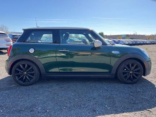 2016 MINI Hardtop Cooper S