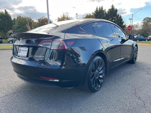 2023 Tesla Model 3 Performance