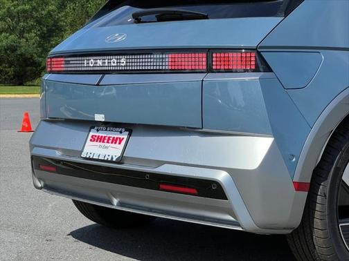 2025 Hyundai IONIQ 5 Limited