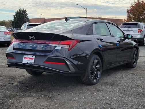 2026 Hyundai ELANTRA Sport