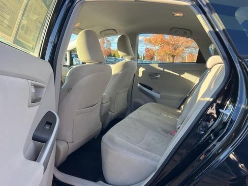 2012 Toyota Prius Two