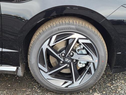 2026 Hyundai SONATA SEL