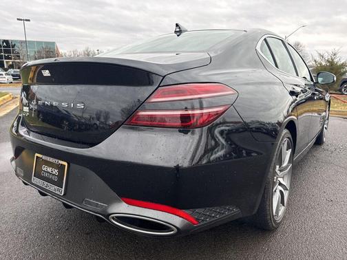 2025 Genesis G70 2.5T RWD