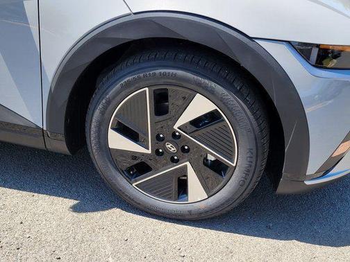 Cyber Gray 2026 Hyundai IONIQ 5 SE