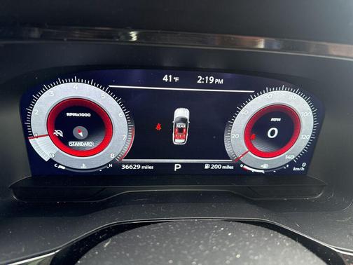 2024 Nissan Pathfinder Platinum FWD